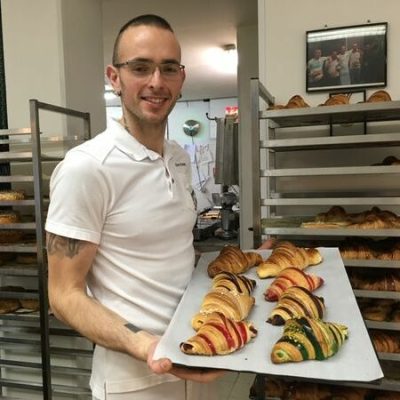 Croissants fourrés grâce au bar